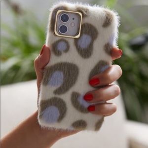 UO Fuzzy Leopard iPhone 12/12 pro case